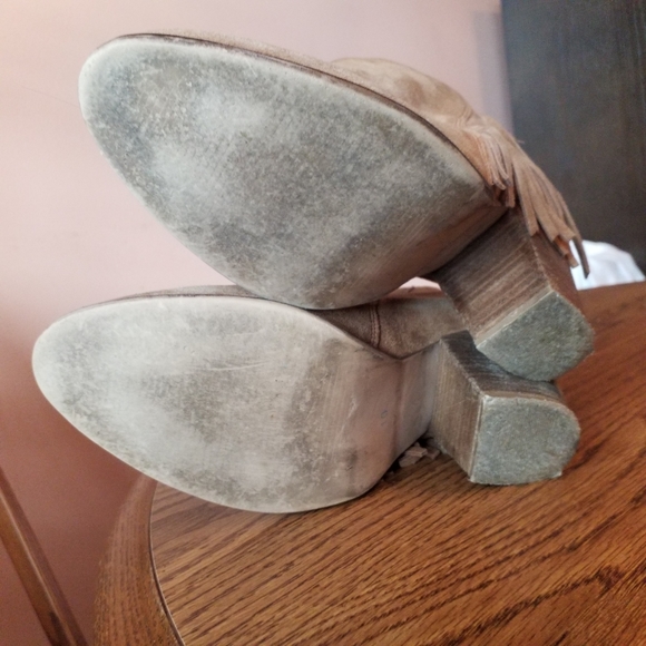 Steve Madden Compass fringe light brown suede booties 10 - Picture 7 of 10